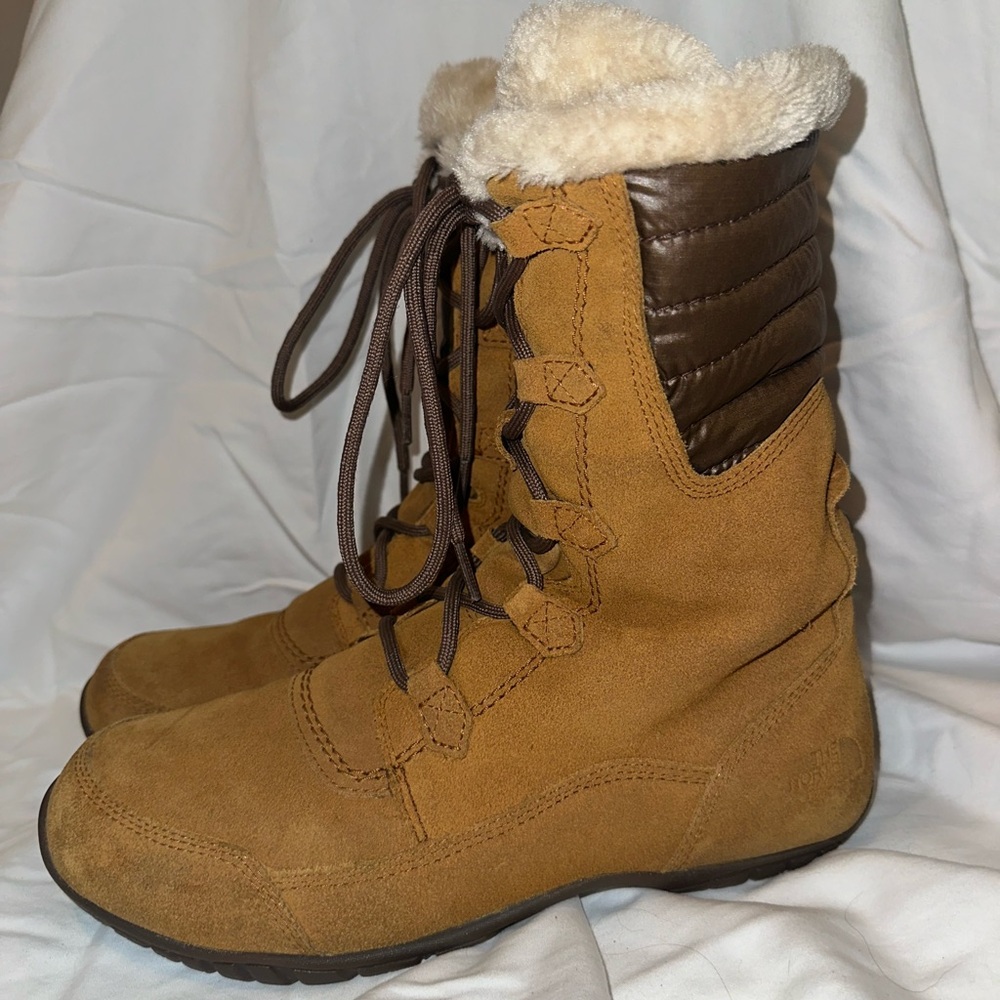 NorthFace Women’s Boots